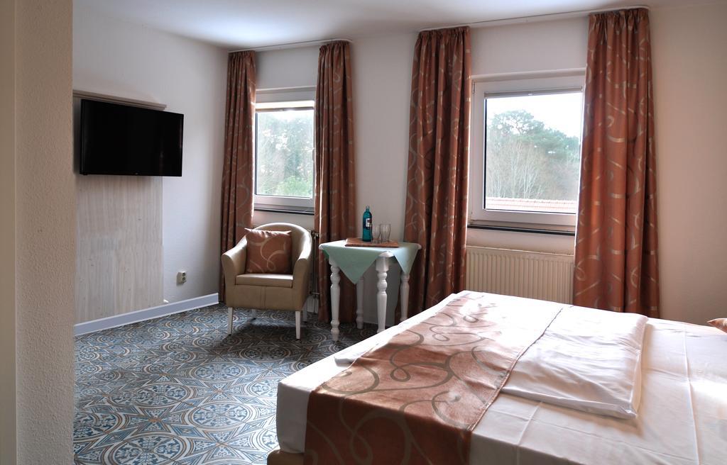 טיסואו Hotel Haus Moenchgut מראה חיצוני תמונה