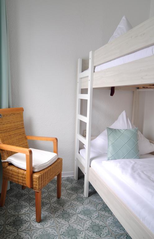טיסואו Hotel Haus Moenchgut מראה חיצוני תמונה
